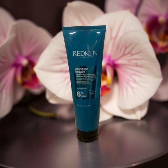 Redken Extreme Length Shampoo and Conditioner 10.1 oz &Triple Action Treatment - Picture 2 of 3